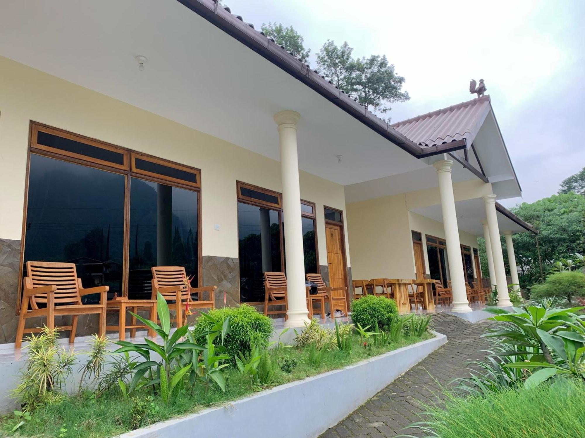 Gubuk Ndeso Bromo Apartment Екстериор снимка