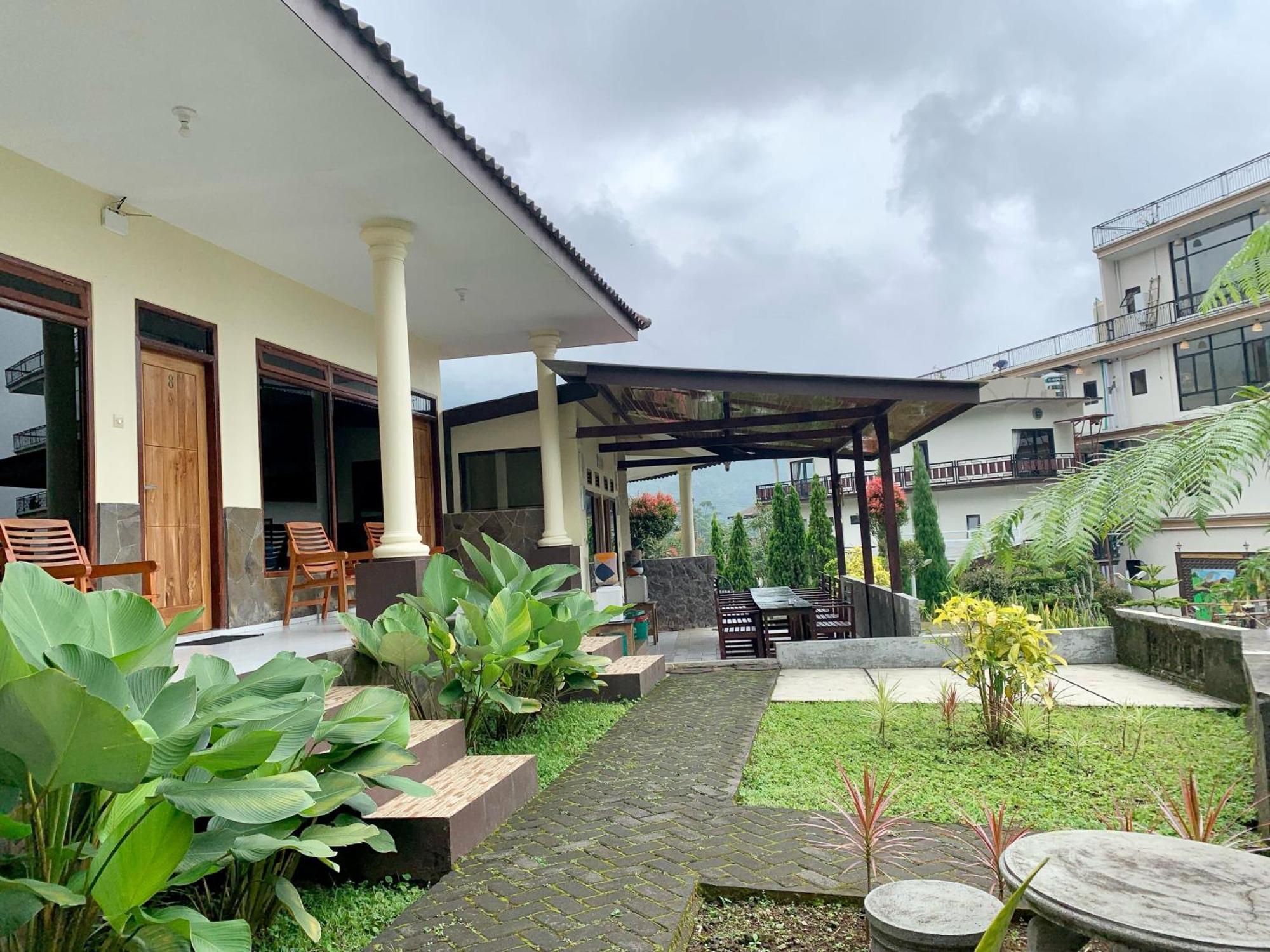 Gubuk Ndeso Bromo Apartment Екстериор снимка